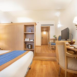 Executive King Room